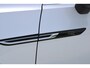 Volkswagen Arteon Shooting Brake 1.4 TSI eHybrid R-Line Business+ | Incl. 12 maanden garantie | Schuif/kantel dak | Adaptieve cruise control | Standkachel | Uitklapbare trekhaak | Head-up display | Massage stoel | Apple carplay/Android auto | Stoelverwarming voor/achter |