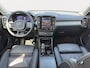Volvo XC40 2.0 B4 AWD Inscription | Apple Carplay/Android Auto | Cruise control adaptief | Voorstoelen verwarmd |