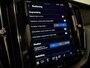 Volvo XC60 T6 AWD Recharge Plus Dark | Trekhaak | 360° Camera | Harman Kardon | Adaptieve Cruise Control | Stoelverwarming voor+achter | Stuurwielverwarming | Standkachel met Volvo On Call App | Full LED Meesturende koplampen | Pilot Assist | Elektrische voorstoelen geheugen | R-Design Contour stoelen met wit stiksel en bies | Zitting verlenging voorstoelen | Schuifdak | Parkeercamera | Google Infotainment | 20 Inch | Keyless Drive | Parkeersensoren voor+achter | Privacy Glass | Alarm Klasse III | DAB Radio | Apple Carplay/Android Auto | Draadloos telefoon opladen | Volvo On Call met mobiele App functie | Onyx Black Metallic |