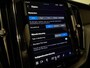 Volvo XC60 T6 AWD Recharge Plus Dark | Trekhaak | 360° Camera | Harman Kardon | Adaptieve Cruise Control | Stoelverwarming voor+achter | Stuurwielverwarming | Standkachel met Volvo On Call App | Full LED Meesturende koplampen | Pilot Assist | Elektrische voorstoelen geheugen | R-Design Contour stoelen met wit stiksel en bies | Zitting verlenging voorstoelen | Schuifdak | Parkeercamera | Google Infotainment | 20 Inch | Keyless Drive | Parkeersensoren voor+achter | Privacy Glass | Alarm Klasse III | DAB Radio | Apple Carplay/Android Auto | Draadloos telefoon opladen | Volvo On Call met mobiele App functie | Onyx Black Metallic |