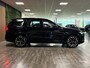 Volvo XC90 T8 AWD Recharge Ultra Dark | Vol! | Bowers & Wilkins | Luchtvering | Stoelventilatie | Trekhaak | Geluidisolerende ramen | All Season banden | 360 Camera | Head-Up Display | Stoelmassage | 455pk | Adaptieve Cruise Control | Stoelverwarming voor+achter | Stuurwielverwarming | Schuifdak | 21 Inch | Full LED Meesturende koplampen | Pilot Assist | BLIS Dode Hoek Detectie | Alcantara hemelbekleding | Lederen handgrepen en zonnekleppen | Elektrische voorstoelen geheugen | Nappa Lederen bekleding | Zitting verlenging voorstoelen | Lederen Dashboard | Google Infotainment | Keyless Drive | Parkeersensoren voor+achter | Elektrisch bedienbare achterklep | Geïntegreerde zongordijnen achterportieren | Geïntegreerd kinderzitje achterin | Verlichte instaplijsten | 7-Persoons | 4-Zone Climate Control | DAB Radio | Apple Carplay/Android Auto | Alarm Klasse III | Draadloos telefoon opladen | Volvo On Call met mobiele App functie | Onyx Black Metallic |