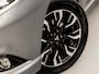 Mitsubishi Outlander 2.0 PHEV Deluxe 203Pk Automaat (CAMERA, LEDER/ALCANTARA, STOELVERWARMING, GETINT GLAS, SPORTSTOELEN, CRUISE, NIEUWE APK, NIEUWSTAAT)