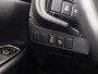 Mitsubishi Outlander 2.0 PHEV Deluxe 203Pk Automaat (CAMERA, LEDER/ALCANTARA, STOELVERWARMING, GETINT GLAS, SPORTSTOELEN, CRUISE, NIEUWE APK, NIEUWSTAAT)
