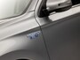 Mitsubishi Outlander 2.0 PHEV Deluxe 203Pk Automaat (CAMERA, LEDER/ALCANTARA, STOELVERWARMING, GETINT GLAS, SPORTSTOELEN, CRUISE, NIEUWE APK, NIEUWSTAAT)