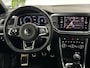 Volkswagen T-Roc 1.5 TSI Sport | NAVIGATIE | TREKHAAK | PARKEERSENSOREN VOOR-EN ACHTER | R-LINE |