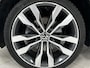 Volkswagen T-Roc 1.5 TSI Sport | NAVIGATIE | TREKHAAK | PARKEERSENSOREN VOOR-EN ACHTER | R-LINE |