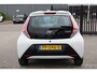 Toyota Aygo 1.0 VVT-i x-play Achteruitrijcamera/App connect/Airco/Orig. NL auto/Begrenzer