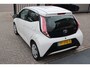 Toyota Aygo 1.0 VVT-i x-play Achteruitrijcamera/App connect/Airco/Orig. NL auto/Begrenzer
