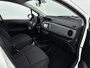 Toyota Yaris 1.0 VVT-i Now | Dealer onderhouden | 1e eigenaar | Airco | Trekhaak afneembaar | Parkeersensoren achter | Navigatie |
