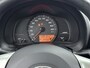 Toyota Yaris 1.0 VVT-i Now | Dealer onderhouden | 1e eigenaar | Airco | Trekhaak afneembaar | Parkeersensoren achter | Navigatie |