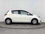 Toyota Yaris 1.0 VVT-i Now | Dealer onderhouden | 1e eigenaar | Airco | Trekhaak afneembaar | Parkeersensoren achter | Navigatie |