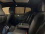 Volvo XC40 Recharge Ultimate 70 kWh | Trekhaak | All Season banden | 360° Camera | Schuifdak | Harman Kardon | Adaptieve Cruise Control | Bestuurdersstoel elektrisch geheugen | Stoel en Stuurwielverwarming | 19 Inch | Passagiersstoel elektrisch | Microtech / alcantara bekleding met wit stiksel en bies | Zitting verlenging voorstoelen | Pilot Assist | BLIS Dode Hoek Detectie | Warmtepomp | Google Infotainment | Keyless Drive | Verlichtingspack 2 | Parkeersensoren voor+achter | Privacy Glass | Elektrisch bedienbare achterklep | Draadloos telefoon opladen | Alarm Klasse III | DAB Radio | Apple Carplay/Android Auto | Volvo On Call met mobiele App functie | Fjord Blue Metallic |
