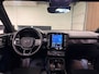 Volvo XC40 Recharge Ultimate 70 kWh | Trekhaak | All Season banden | 360° Camera | Schuifdak | Harman Kardon | Adaptieve Cruise Control | Bestuurdersstoel elektrisch geheugen | Stoel en Stuurwielverwarming | 19 Inch | Passagiersstoel elektrisch | Microtech / alcantara bekleding met wit stiksel en bies | Zitting verlenging voorstoelen | Pilot Assist | BLIS Dode Hoek Detectie | Warmtepomp | Google Infotainment | Keyless Drive | Verlichtingspack 2 | Parkeersensoren voor+achter | Privacy Glass | Elektrisch bedienbare achterklep | Draadloos telefoon opladen | Alarm Klasse III | DAB Radio | Apple Carplay/Android Auto | Volvo On Call met mobiele App functie | Fjord Blue Metallic |