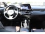 Toyota C-HR / C-HR+ 1.8 Hybrid Dynamic Stoelverwarming/Achteruitrijcamera/Dodehoek assistent/Navigatie/DAB/Bluetooth/Climate control/18 inch Licht metaal