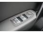 Renault Captur 1.6 E-Tech Plug-in Hybrid 160 Intens *DEALER ONDERHOUDEN* + CAMERA / APPLE CARPLAY