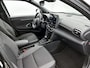 Toyota Yaris Cross 1.5 Hybrid 115 Dynamic Comfort Pack | BTW voertuig | Dodehoek detectie | Stoel+stuurverwarming | Parkeersensoren voor+achter | Apple CarPlay/Android Auto | Achteruitrijcamera |