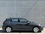 Volkswagen Golf 1.5 eTSI Life Business / Digitale Cockpit / LED / Parkeersensoren V+A / Stuur + Stoelverwarming / Travel Assist **