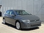 Volkswagen Golf 1.5 eTSI Life Business / Digitale Cockpit / LED / Parkeersensoren V+A / Stuur + Stoelverwarming / Travel Assist **