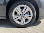 Volkswagen Golf 1.5 eTSI Life Business / Digitale Cockpit / LED / Parkeersensoren V+A / Stuur + Stoelverwarming / Travel Assist **