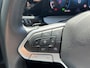 Volkswagen Golf 1.5 eTSI Life Business / Digitale Cockpit / LED / Parkeersensoren V+A / Stuur + Stoelverwarming / Travel Assist **