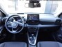 Mazda 2 Hybrid Toyota Yaris (Navi/Carplay,Camera,AdaptiveCruise,Panoramadak,Keyless,Stoel+Stuurverwarming,PDC,LEER)