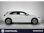 Mercedes-Benz A-klasse 250 e Premium | Automaat | Cruise control | Stoelverwarming | Navigatie | Camera | Parkeersensoren
