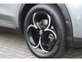 Alfa Romeo Junior 1.2 Turbo 145PK Hybrid IBRIDA SPECIALE | TECHNO PACK: LEX MATRIX KOPLAMPEN/AUTOMATISCH DIMMENDE BINNENSPIEGEL/DRAADLOZE TELEFOONLADER/DODEHOEK DETECTIE/ELEKTRISCH BEDIENBARE ACHTERKLEP/KEYLESS ENTRY EN START/ADAPTIVE CRUISE CONTROL/ACHTERUITRIJ CAMERA | VOORRUIT VERWARMING | ELEKTRISCH BEDIENBARE BESTUURDERSSTOEL MET MASSAGE FUNCTIE | PARKEERSENSOREN VOOR + ACHTER | STOEL VERWARMING | CLIMATE CONTROL | DRAADLOZE APPLE CARPLAY/ANDROID AUTO | NAVIGATIE | 18" LICHTMETALEN VELGEN |