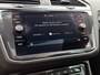 Volkswagen Tiguan 1.5 TSI ACT Highline | Automaat | Adaptive Cruise | Stoelverwarming | CarPlay | Camera | Panoramadak