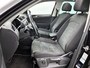Volkswagen Tiguan 1.5 TSI ACT Highline | Automaat | Adaptive Cruise | Stoelverwarming | CarPlay | Camera | Panoramadak