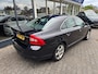 Volvo S80 2.5 T MOMENTUM