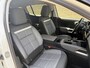 Citroën C5 Aircross 1.6 Plug-in Hybrid 225 Shine | 360 camera | Adaptieve cruise | Trekhaak afneembaar | Luxe lederen bekleding | LED | DAB | Apple CarPlay | Navigatie | 19 inch velgen | Dodehoekdetectie | Elektrische achterklep |Volledig dealeronderhouden