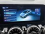 Mercedes-Benz B-klasse 250 e Business Solution AMG | AMG Line | Panoramadak | Parkeerpakket met achteruitrijcamera | Sfeerverlichting | EASY PACK achterklep | MultiBeam Ledkoplampen. Inclusief 24 maanden MB Certified garantie voor Europa.