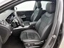 Mercedes-Benz B-klasse 250 e Business Solution AMG | AMG Line | Panoramadak | Parkeerpakket met achteruitrijcamera | Sfeerverlichting | EASY PACK achterklep | MultiBeam Ledkoplampen. Inclusief 24 maanden MB Certified garantie voor Europa.