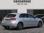 Mercedes-Benz A-klasse 200 Launch Edition Premium | Night pakket | MBUX widescreen | Achteruitrijcamera | Stoelverwarming | Keyless | Sfeerverlichting | Dodehoek detectie | Apple-/Android carplay | 18-inch velgen