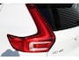 Volvo XC40 1.5 T5 Twin Engine Momentum Pro | Incl. 12 maanden garantie | 100% onderhouden | Cruise control | Climate control | Apple carplay/Android auto | Parkeercamera | Stoelverwarming |