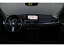 BMW X1 XDrive25e | M | Panoramadak | Head-up display | Camera | Leer | Stuurverwarming |