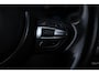 BMW X1 XDrive25e | M | Panoramadak | Head-up display | Camera | Leer | Stuurverwarming |