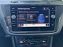 Volkswagen Tiguan 1.4 TSI eHybrid Elegance Business+ / Dealer onderhouden / Elektrische trekhaak (1800 kg) / Accu SoH 94.4 % / Navigatie / Apple Carplay Android / Stuur- en stoelverwarming / Parkeer assistent / 18" LM wielen /