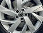 Volkswagen Tiguan 1.4 TSI eHybrid Elegance Business+ / Dealer onderhouden / Elektrische trekhaak (1800 kg) / Accu SoH 94.4 % / Navigatie / Apple Carplay Android / Stuur- en stoelverwarming / Parkeer assistent / 18" LM wielen /