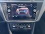 Volkswagen Tiguan 1.4 TSI eHybrid Elegance Business+ / Dealer onderhouden / Elektrische trekhaak (1800 kg) / Accu SoH 94.4 % / Navigatie / Apple Carplay Android / Stuur- en stoelverwarming / Parkeer assistent / 18" LM wielen /