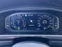 Volkswagen Tiguan 1.4 TSI eHybrid Elegance Business+ / Dealer onderhouden / Elektrische trekhaak (1800 kg) / Accu SoH 94.4 % / Navigatie / Apple Carplay Android / Stuur- en stoelverwarming / Parkeer assistent / 18" LM wielen /