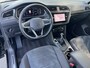 Volkswagen Tiguan 1.4 TSI eHybrid Elegance Business+ / Dealer onderhouden / Elektrische trekhaak (1800 kg) / Accu SoH 94.4 % / Navigatie / Apple Carplay Android / Stuur- en stoelverwarming / Parkeer assistent / 18" LM wielen /