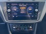 Volkswagen Tiguan 1.4 TSI eHybrid Elegance Business+ / Dealer onderhouden / Elektrische trekhaak (1800 kg) / Accu SoH 94.4 % / Navigatie / Apple Carplay Android / Stuur- en stoelverwarming / Parkeer assistent / 18" LM wielen /