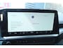 Volkswagen e-Transporter 34 L2H1 218pk Life 64 kWh | Trekhaak | Voorruitverwarming