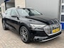 Audi E-tron e-tron 50 quattro Launch edition plus 71 kWh / SOH 94%/ AUTOMAAT/ 313PK/ LEER/ PANO/ LUCHTVERING/ MEMORY SEAT/ PARK.SENSOR.V+A/ STOELVERWARM./ ACC/ SMARTPHONE INTERFACE/ KEYLESS/ ELEK.ACHTERKLEP/ RADIO/ NAVI/ CLIMA/ LED/ 20'' LMV