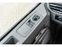 Volkswagen e-Transporter 34 L2H1 218pk Life 64 kWh | Navigatiesysteem | Trekhaak