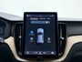 Volvo XC60 T8 455pk AWD Plus Dark | Camera rondom | Harmon Kardon | Stoelstuur verwarming + Achterbank | Intellie safe |