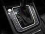 Volkswagen Passat Variant 1.4 TSI PHEV GTE | Panoramadak | Leder | Trekhaak | Massage | Adaptive Cruise | Camera | Dodehoek