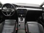 Volkswagen Passat Variant 1.4 TSI PHEV GTE | Panoramadak | Leder | Trekhaak | Massage | Adaptive Cruise | Camera | Dodehoek