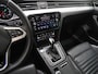 Volkswagen Passat Variant 1.4 TSI PHEV GTE | Panoramadak | Leder | Trekhaak | Massage | Adaptive Cruise | Camera | Dodehoek